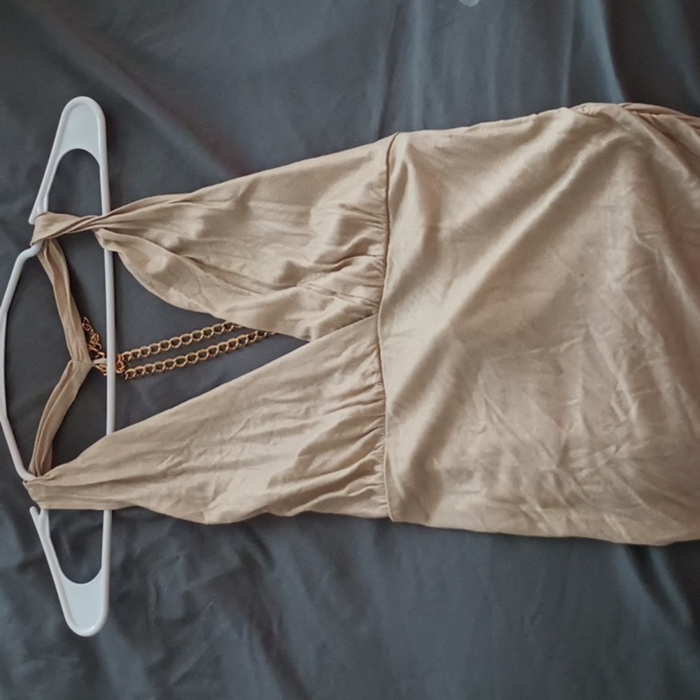 Cream gold top with chain